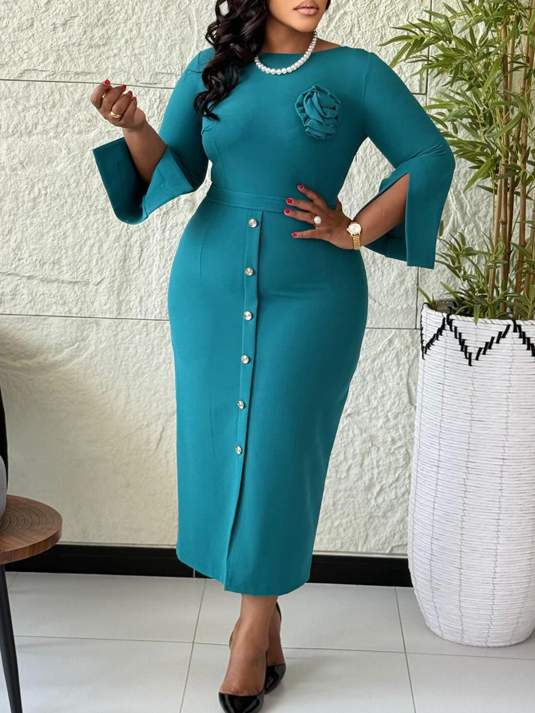 Stylish Flower Embellished Split-sleeve Bodycon Dress