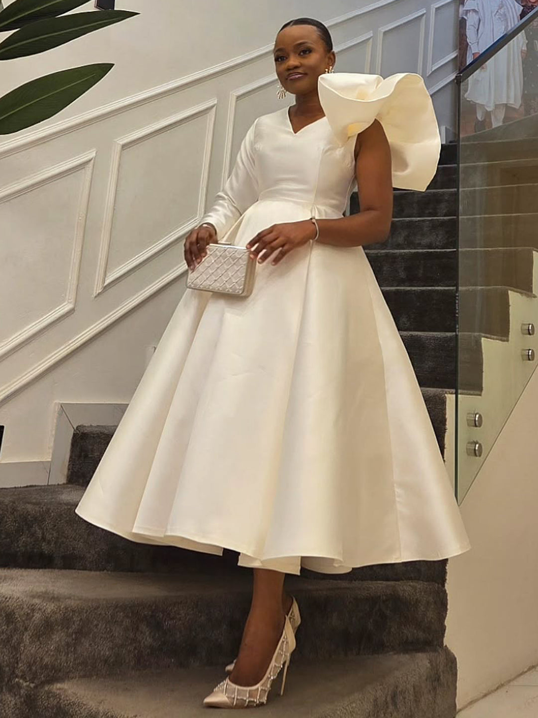 Elegant One-Shoulder Ruffled Midi Dress