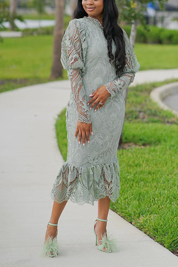Elegant Puff Sleeve Ruffled Lace Dress