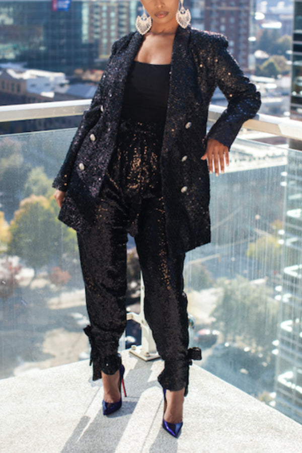 Chic Sequined Blazer & Cropped Trousers