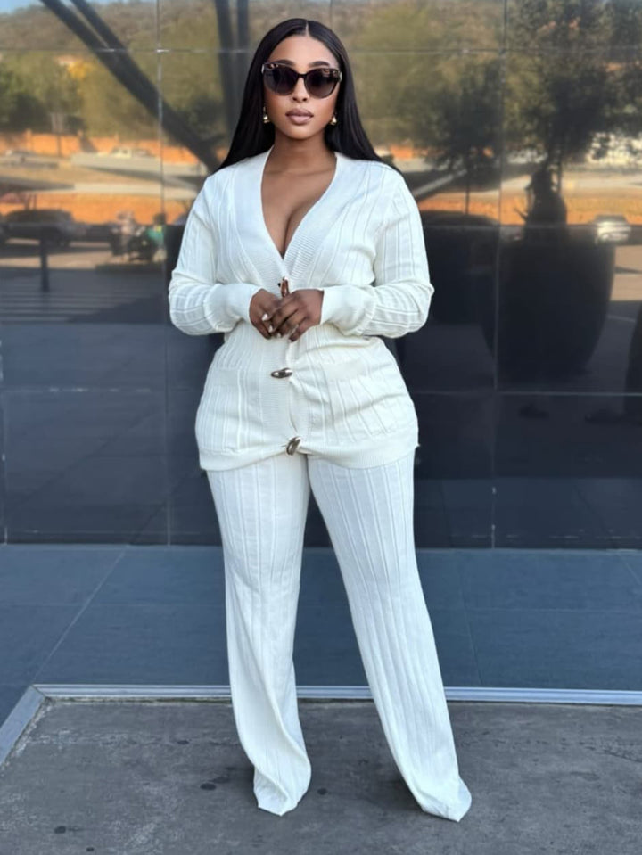 Stylish Ribbed Knit Sweater & Pants Set