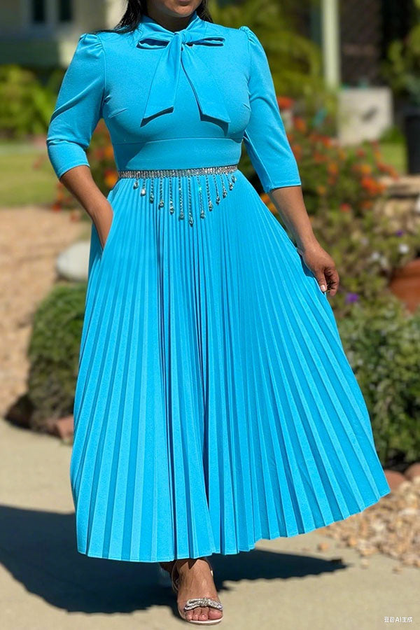 Elegant Pleated Rhinestones Waist Dress