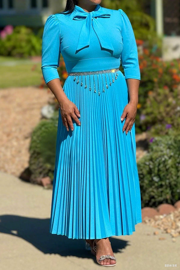 Elegant Pleated Rhinestones Waist Dress