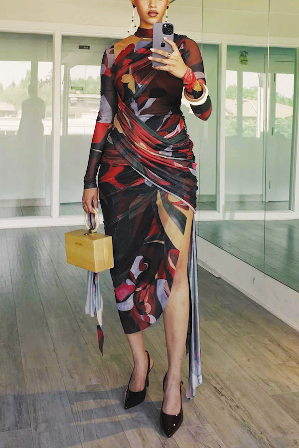 Fashion Figure Graphic Ruched Dress