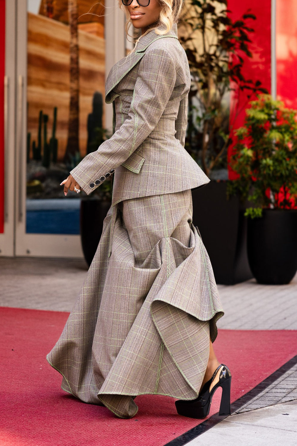 Stylish Plaid Peak Collar Blazer & Skirt Set