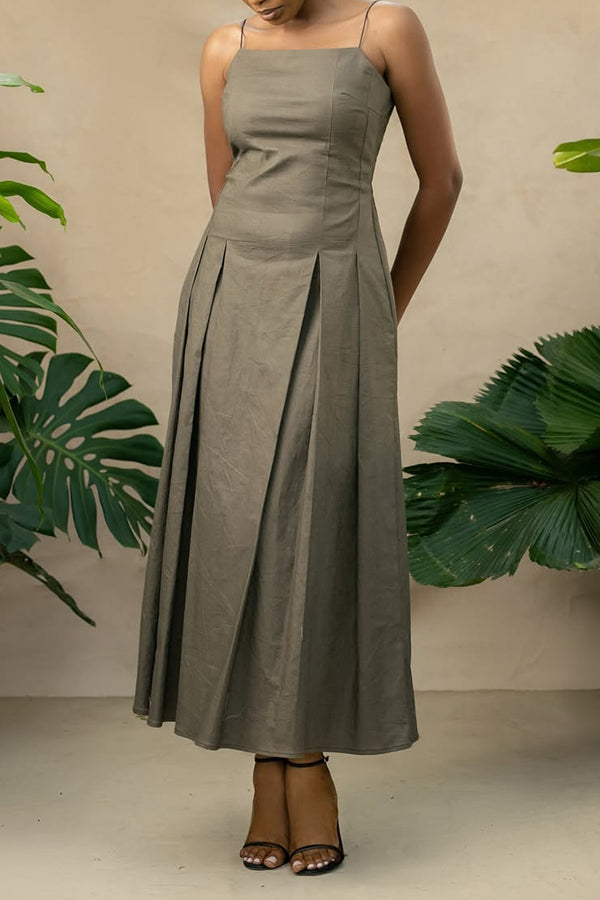 Chic Pleated Solid Midi Dress