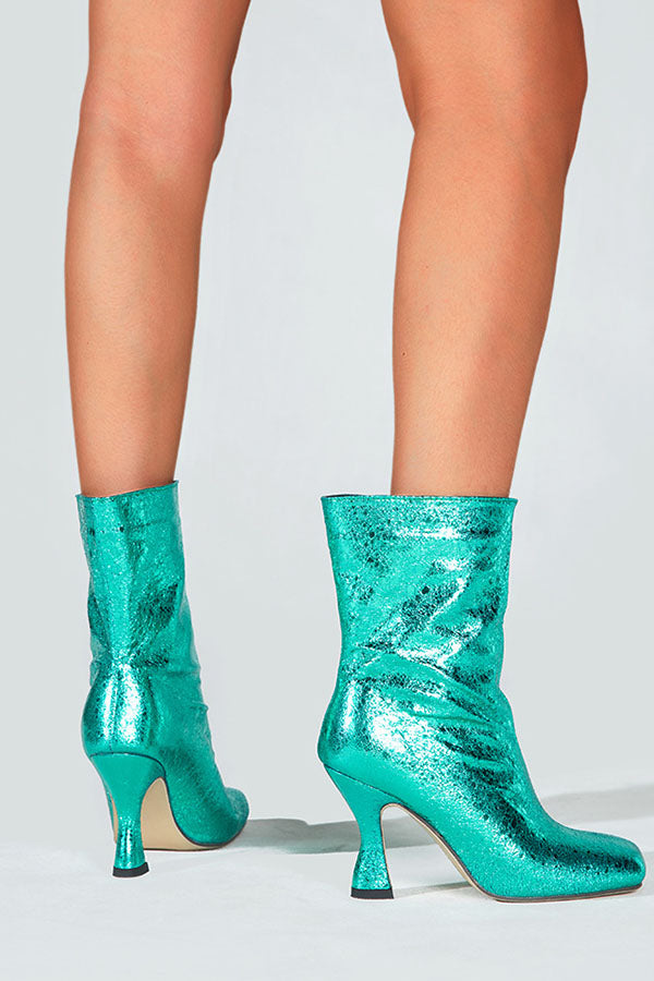 Glossy Zipped High Heel Mid-calf Boots